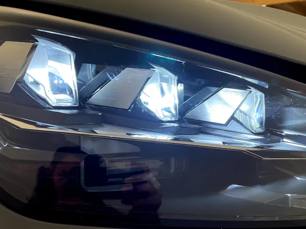 Peugeot 208 1.2 Hybrid 145 GT