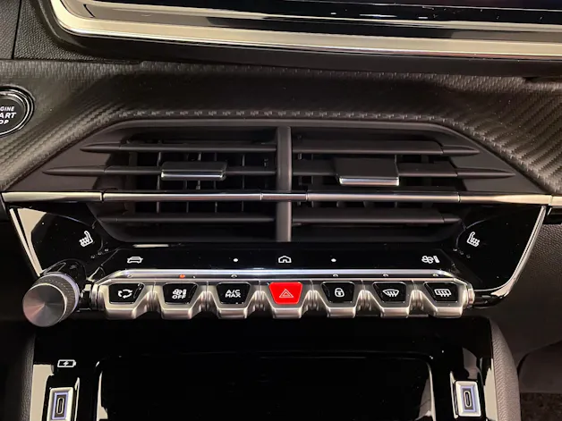Peugeot 208 1.2 Hybrid 145 GT