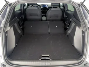 Peugeot 2008 1.2 Hybrid 145PS Allure Premium