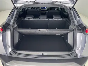 Peugeot 2008 1.2 Hybrid 145PS Allure Premium