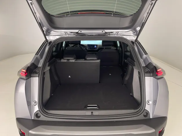 Peugeot 2008 1.2 Hybrid 145PS Allure Premium