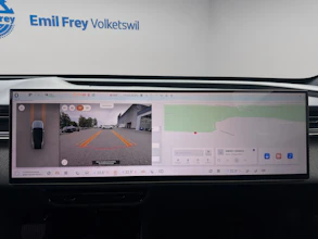 https://vehicle.imgix.net/4221385/98755987-d845-4426-a521-f6b3924f73cd.jpg