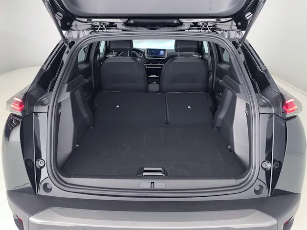Peugeot 2008 1.2 Hybrid 145PS Allure Premium