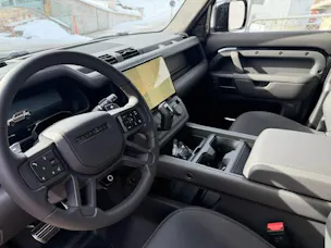 Land Rover Defender 110 4.4 V8 Octa Black
