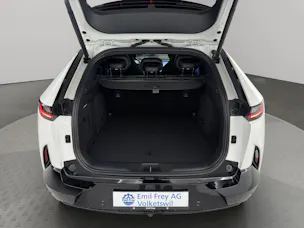 MAZDA CX-6e Takumi