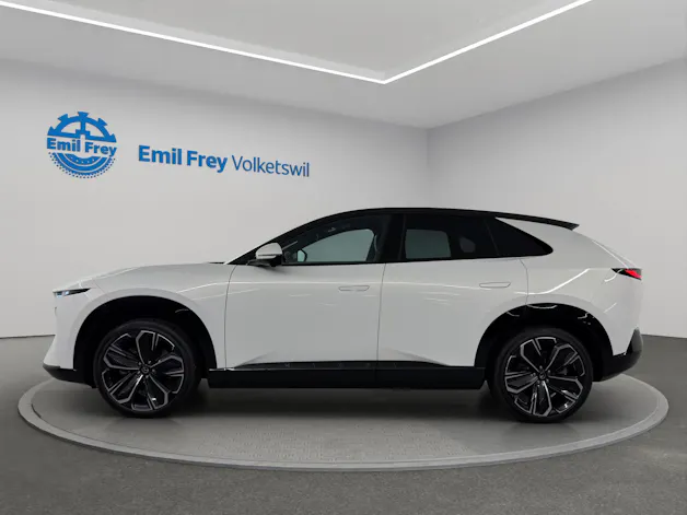 MAZDA CX-6e Takumi