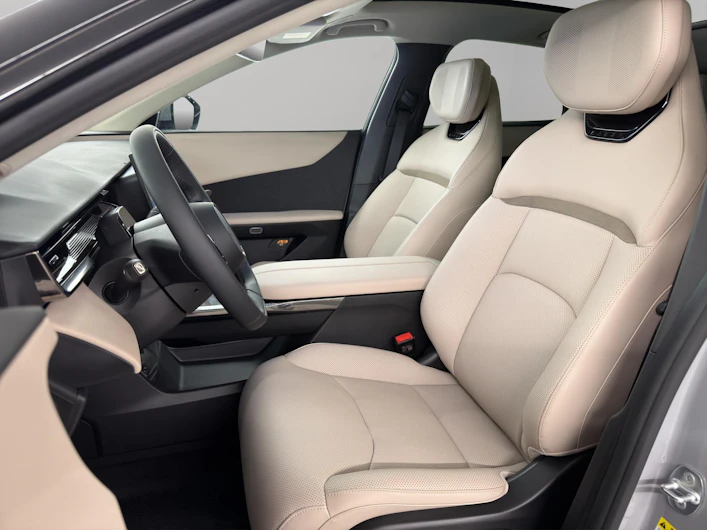 Fahrzeugbild MAZDA CX-6E