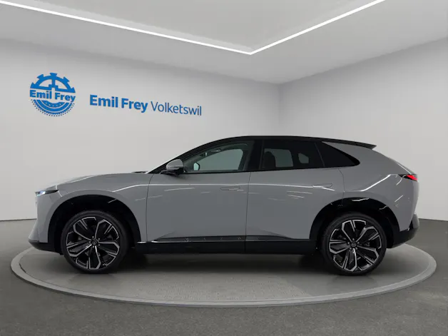 MAZDA CX-6e Takumi