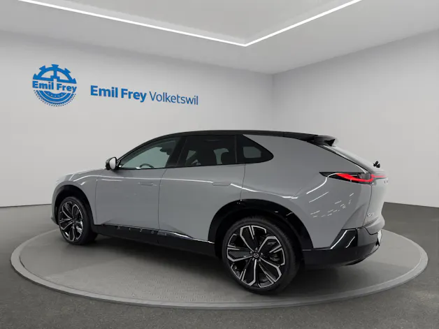 MAZDA CX-6e Takumi