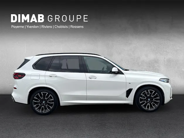 BMW X5 30d M Sport xDrive (CH) AHK 3.5T ** 7 Places **