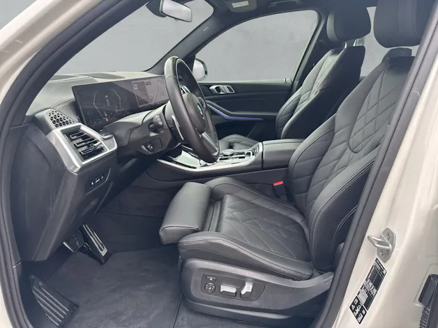BMW X5 30d M Sport xDrive (CH) AHK 3.5T ** 7 Places **