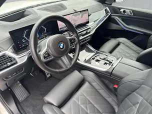 BMW X5 30d M Sport xDrive (CH) AHK 3.5T ** 7 Places **