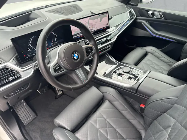 BMW X5 30d M Sport xDrive (CH) AHK 3.5T ** 7 Places **