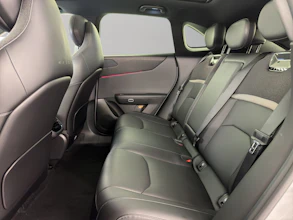 https://vehicle.imgix.net/4221404/d6f082c7-4f73-46d1-a5cf-db459110fe33.jpg