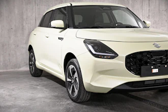 https://vehicle.imgix.net/4221470/0d656097-473a-4c74-aaf2-3df6dd0ffb54.jpg