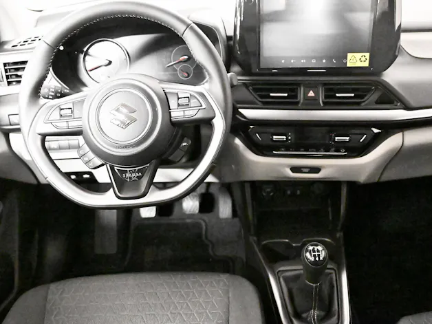 Suzuki Swift 1.2 Sakura Top Hybrid 4x4
