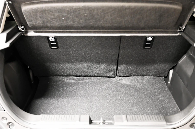 Fahrzeugbild SUZUKI SWIFT