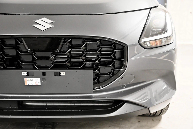 Fahrzeugbild SUZUKI SWIFT