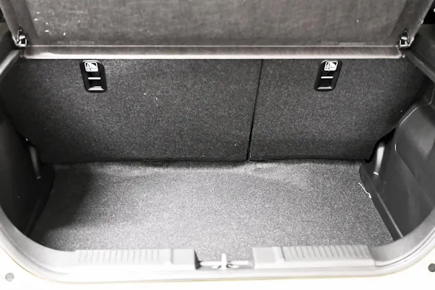 Suzuki Swift 1.2 Sakura Top Hybrid 4x4