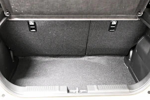 Fahrzeugbild SUZUKI Swift 1.2 Sakura Top Hybrid 4x4