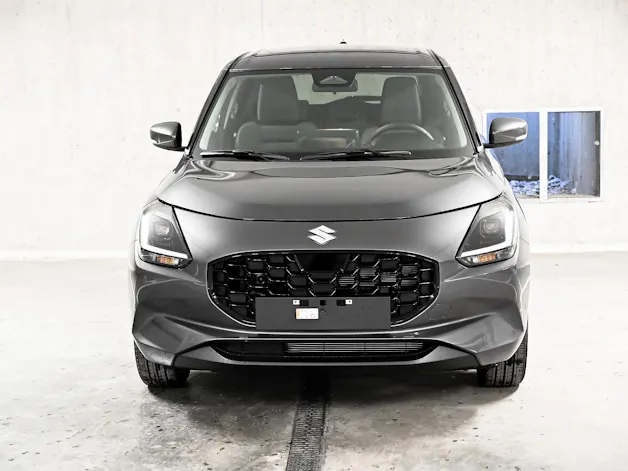 Suzuki Swift 1.2 Sakura Top Hybrid 4x4