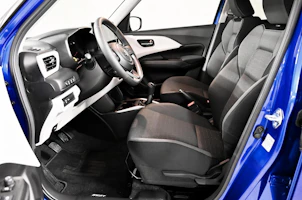 Fahrzeugbild SUZUKI Swift 1.2 Sakura Top Hybrid 4x4