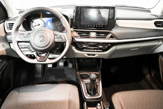 https://vehicle.imgix.net/4221476/f3eaaeef-fc78-4ad7-a0a7-cfe48399779f.jpg