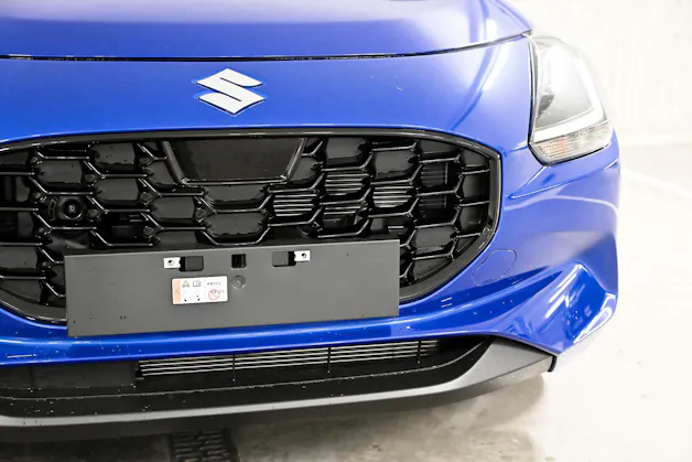 Suzuki Swift 1.2 Sakura Top Hybrid