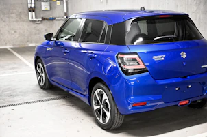 Fahrzeugbild SUZUKI Swift 1.2 Sakura Top Hybrid