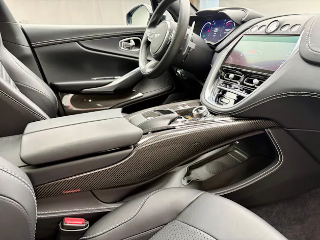Aston Martin DBX 707 4.0 V8 Bi-Turbo
