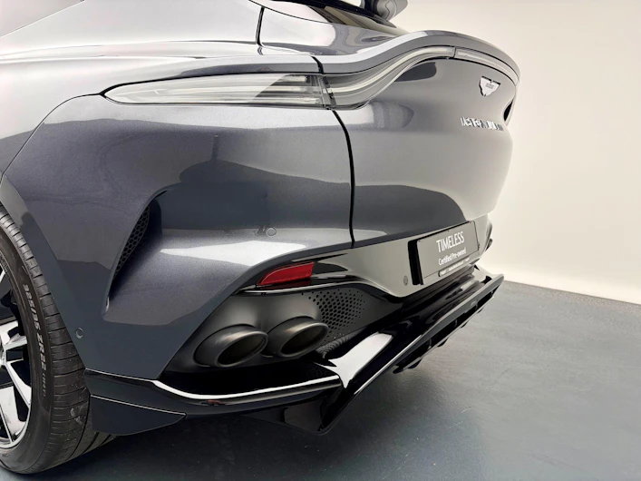 immagine del veicolo ASTON MARTIN DBX