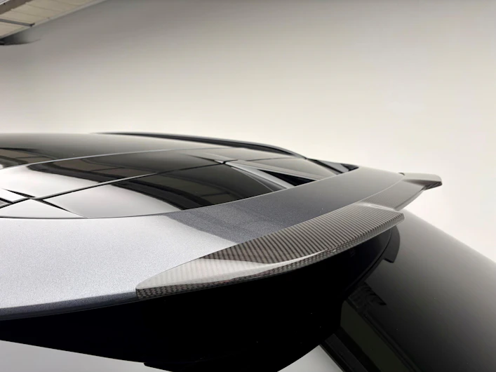 immagine del veicolo ASTON MARTIN DBX