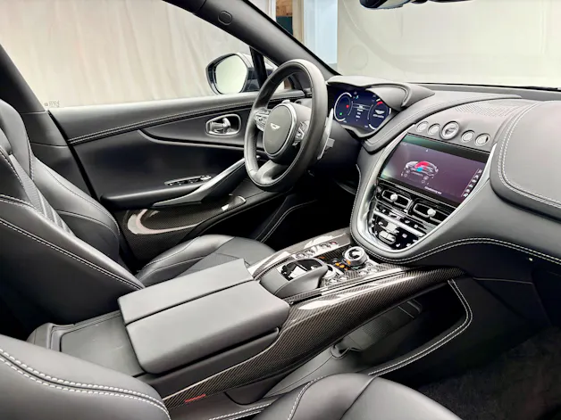Aston Martin DBX 707 4.0 V8 Bi-Turbo