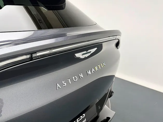 Aston Martin DBX 707 4.0 V8 Bi-Turbo
