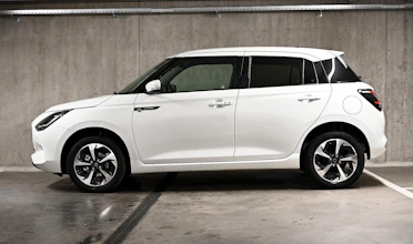 https://vehicle.imgix.net/4221558/9df78c55-7cb0-4c35-b1e9-0e90f4db8e42.jpg