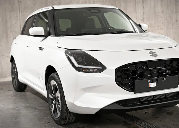Suzuki Swift 1.2 Sakura Top Hybrid 4x4