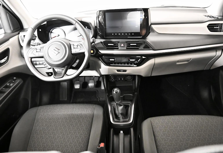 image du véhicule SUZUKI SWIFT