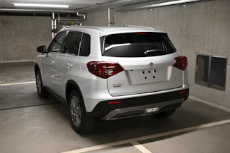 https://vehicle.imgix.net/4221579/0a607fbd-ce95-485c-9e1a-6e033b966d36.jpg