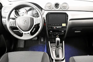 Fahrzeugbild SUZUKI Vitara 1.4 T Sakura Hybrid 4x4