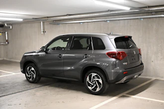 https://vehicle.imgix.net/4221590/9aa2e958-375a-44bd-b717-8a459989ea1b.jpg