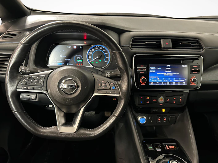 Fahrzeugbild NISSAN LEAF