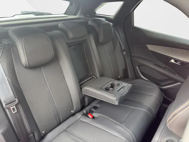 Peugeot 3008 GT 1.6 Plug-in Hybrid 4x4