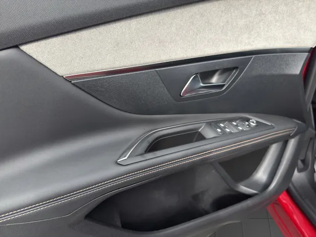 Peugeot 3008 GT 1.6 Plug-in Hybrid 4x4
