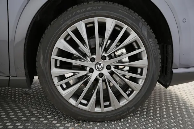 Lexus RX 450h+ Excellence