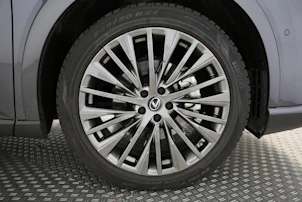 Fahrzeugbild LEXUS RX 450h+ Excellence