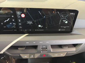 https://vehicle.imgix.net/4221767/6b06bbe2-a0fd-428f-90ae-8ae2b344494d.jpg