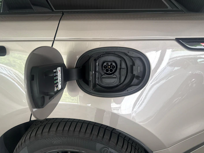 immagine del veicolo LAND ROVER RANGE ROVER VELAR