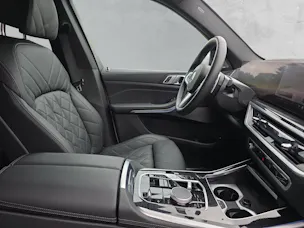 BMW X5 xDrive 50e M Sport (CH) AHK 2.7T ** Action de Leasing à 0.9% **