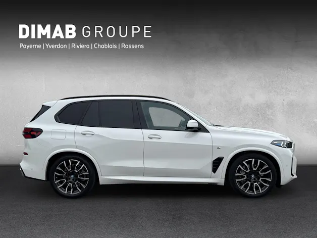 BMW X5 xDrive 50e M Sport (CH) AHK 2.7T ** Action de Leasing à 0.9% **