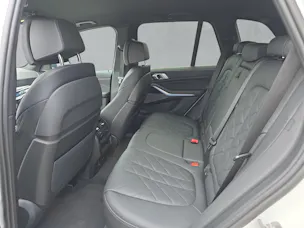BMW X5 xDrive 50e M Sport (CH) AHK 2.7T ** Action de Leasing à 0.9% **